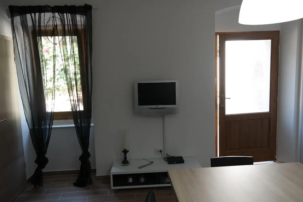 Apartments Hedona Pula