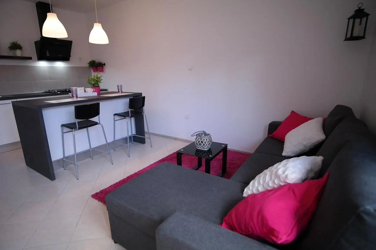 Apartments Hedona Pula